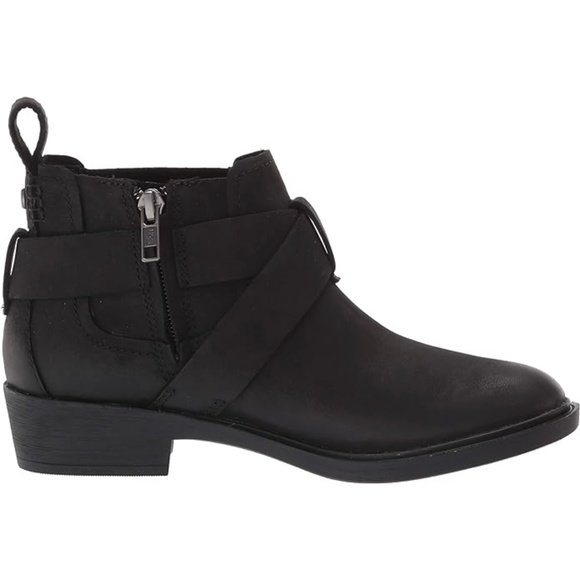 UGG Wylma Black Oiled Leather Moto Booties 1113422 Buckle Western Ankle Boots 7 - Picture 4 of 14